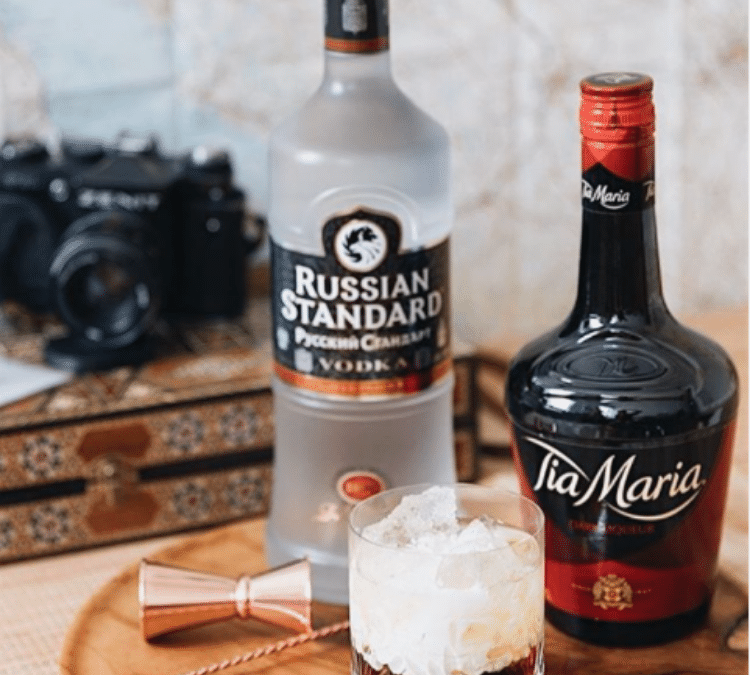 White Russian Opskrift